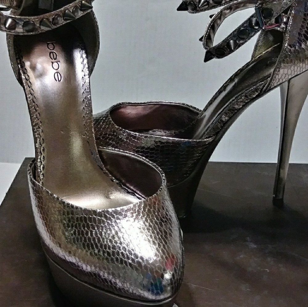 bebe 5 1/2" Heel Platform "IVY" Stilleton Size 8
